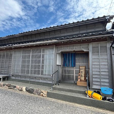 ゲストハウス黒島 Anamizu Exteriör bild